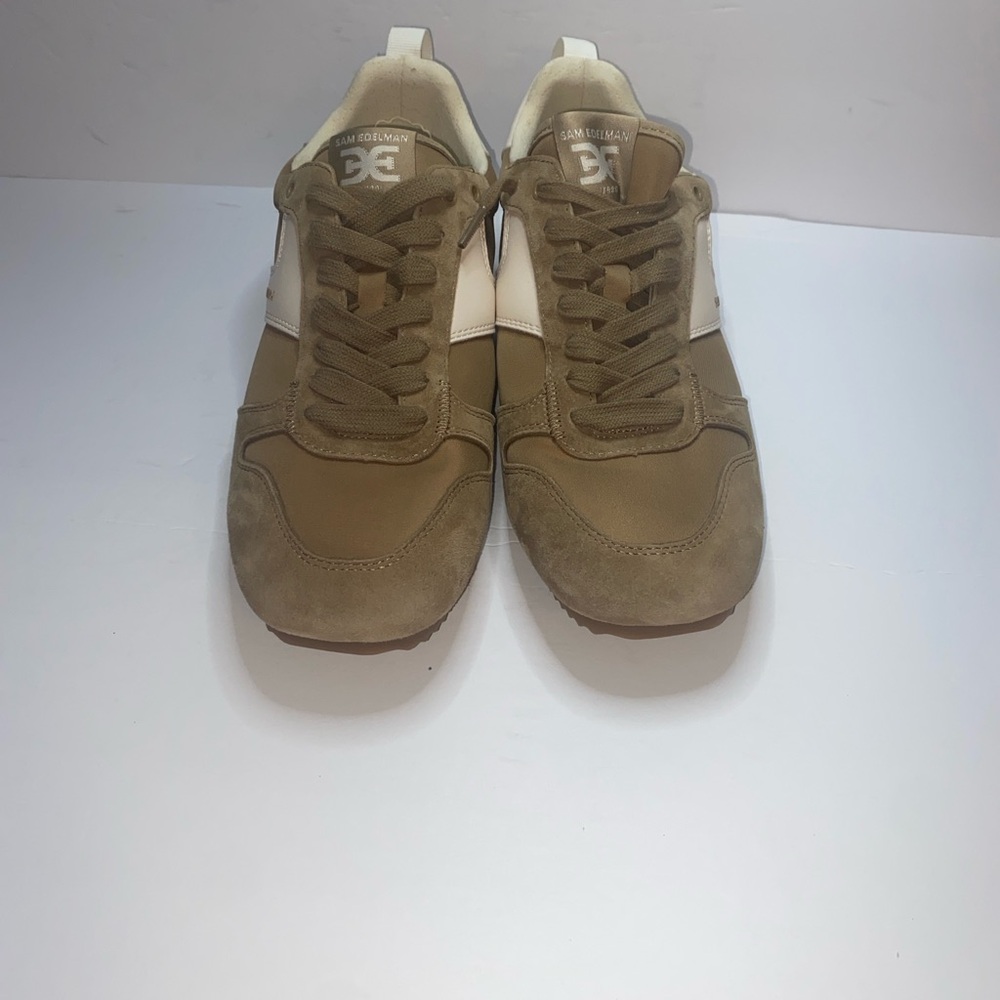 Sam Edelman women Tan and White Low-Top Sneakers